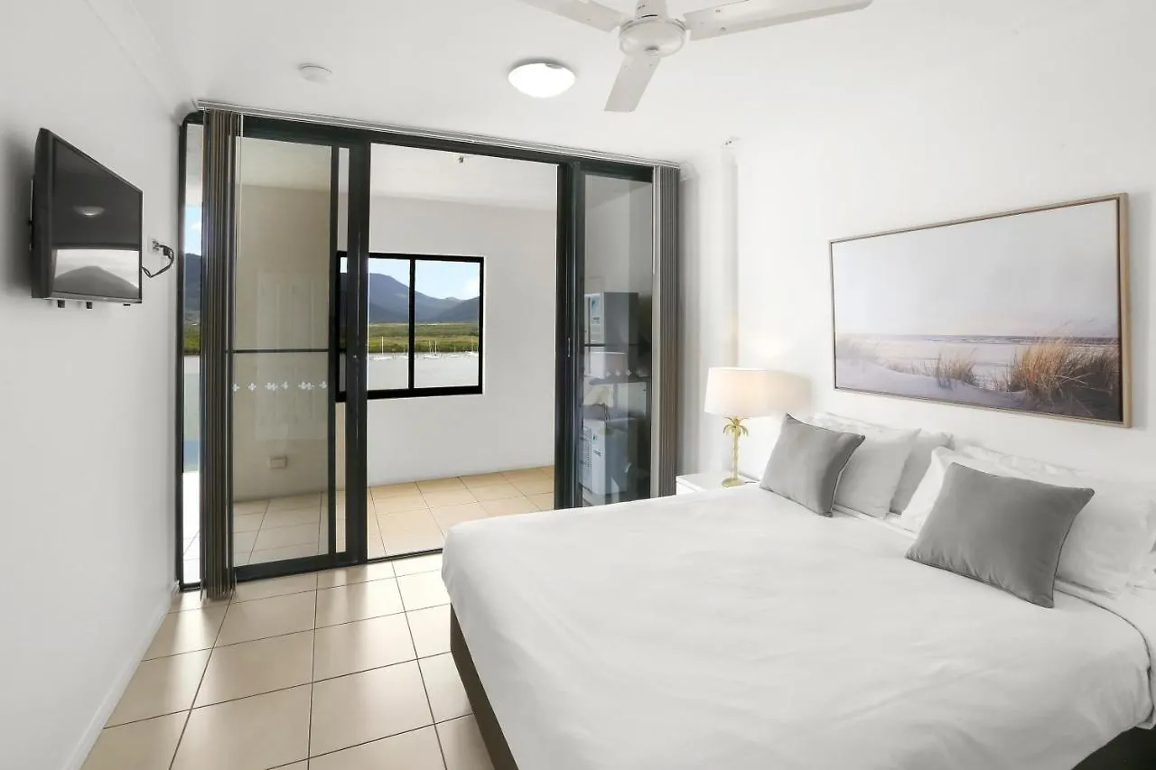 Seascape Apartment Cairns
